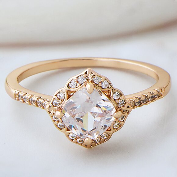 Charmed Aroma Vintage-inspired ring, size 6,  Gold Finish - Picture 4 of 8